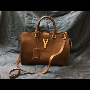 YVES SAINT LAURENT YSL Small Classic Y Cabas bag